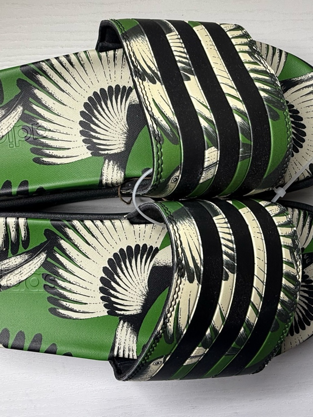 Adidas Adilette Platform Slide Size 9 Crew Green Synthetic Rubber Outsole